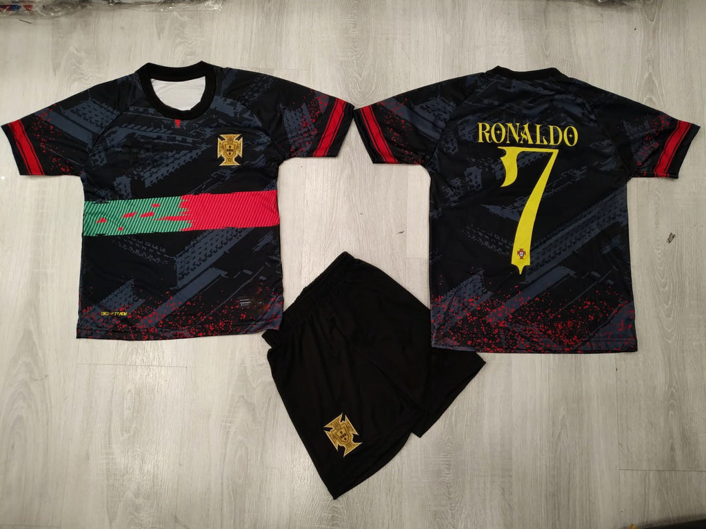 CR7 Детски спортен екип Португалия Роналдо 7, Бял футболен с чорапи PORTUGAL 2025