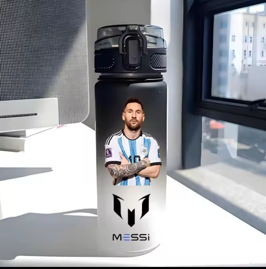 Футболна Бутилка за вода Спортна Лео Меси Бял цвят