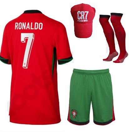 Детски спортен екип на Роналдо 7 с шапка, футболен RONALDO PORTUGAL 2025