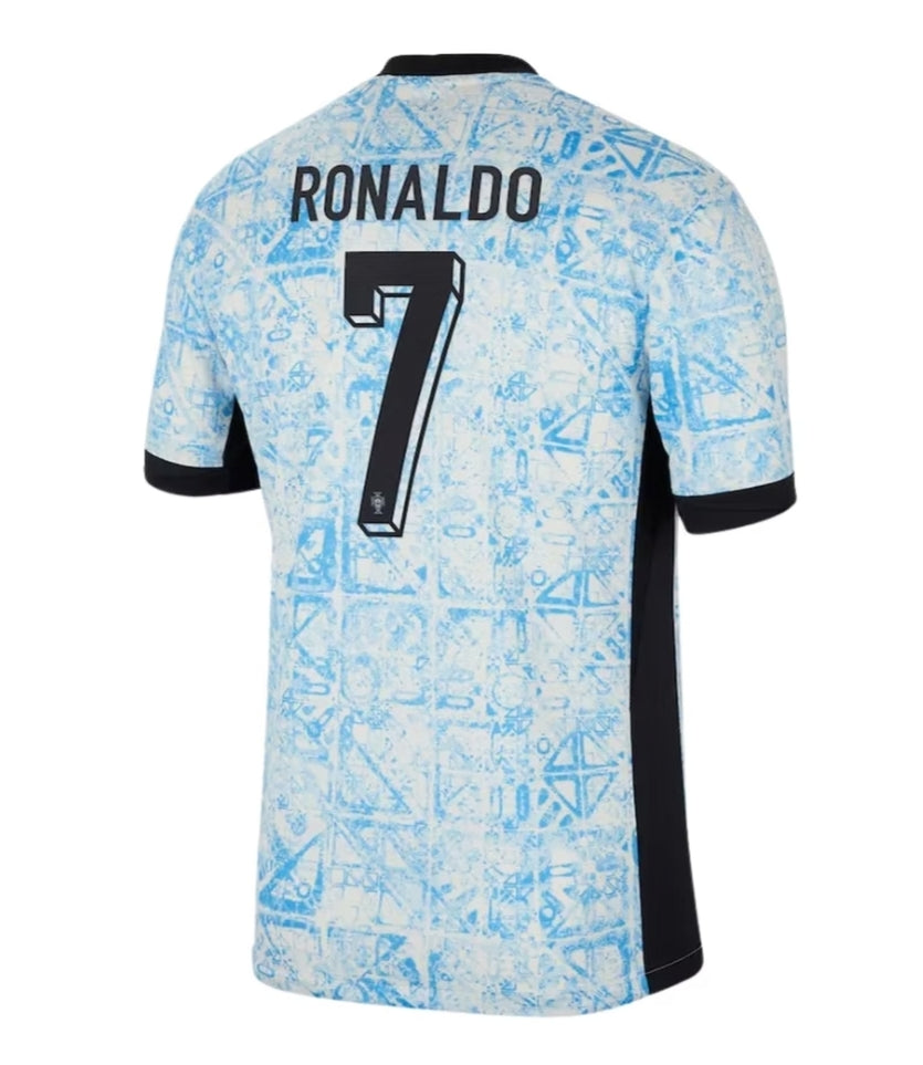 CR7 Детски спортен екип Португалия Роналдо 7, Бял футболен с чорапи PORTUGAL 2025